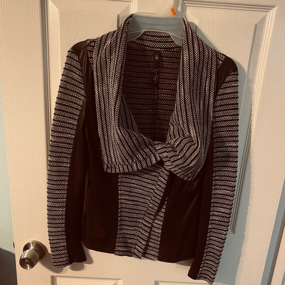 Jessica Simpson black and silver light zipper front jacket size S
